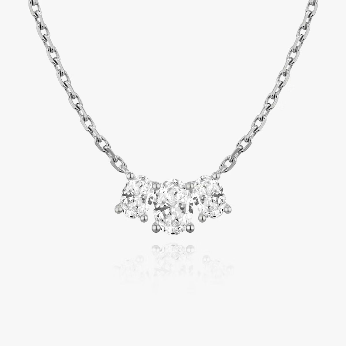 4 Carat Oval Üçtaş Tasarım Pırlanta Kolye White önden görünüm