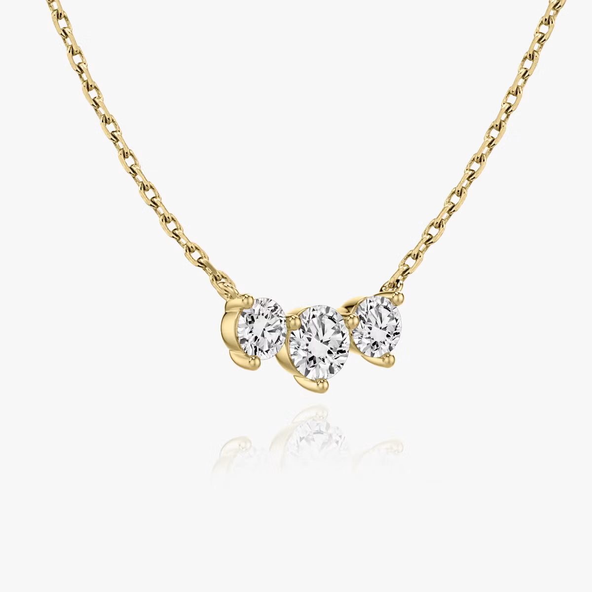 6 Carat Round Üçtaş Tasarım Pırlanta Kolye Gold açılı görünüm
