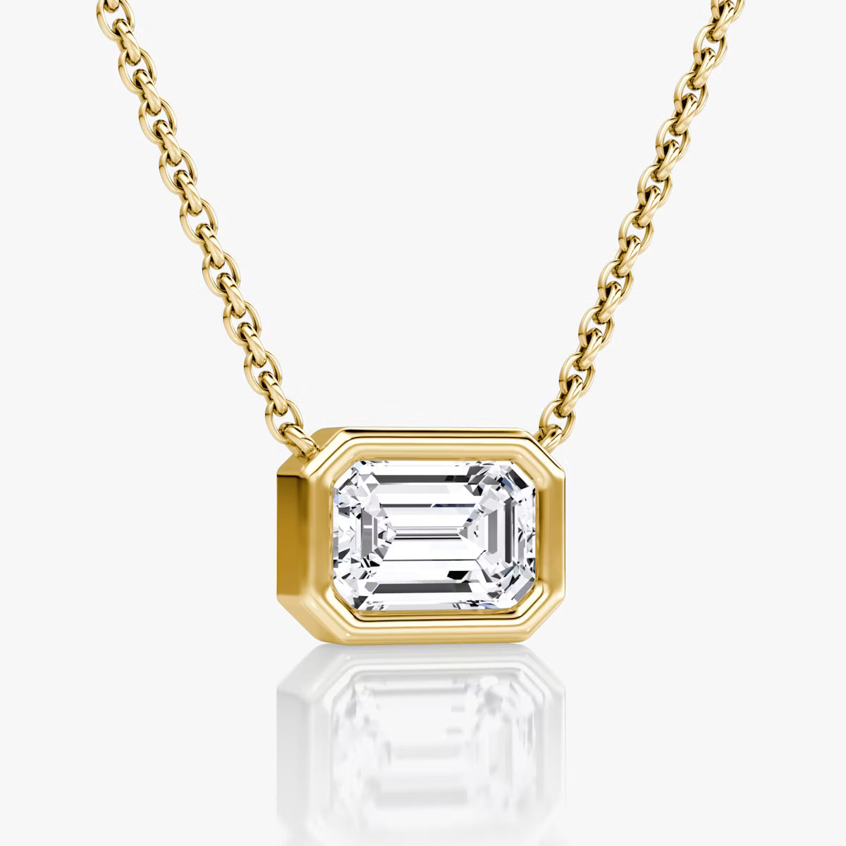 5 Carat Bezel Emerald Tektaş Pırlanta Kolye sarı altın yan görünüm