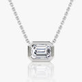 5 Carat Bezel Emerald Tektaş Pırlanta Kolye beyaz altın ön görünüm