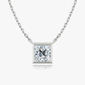 2 Carat Bezel Princess Tektaş Pırlanta Kolye beyaz altın ön görünüm