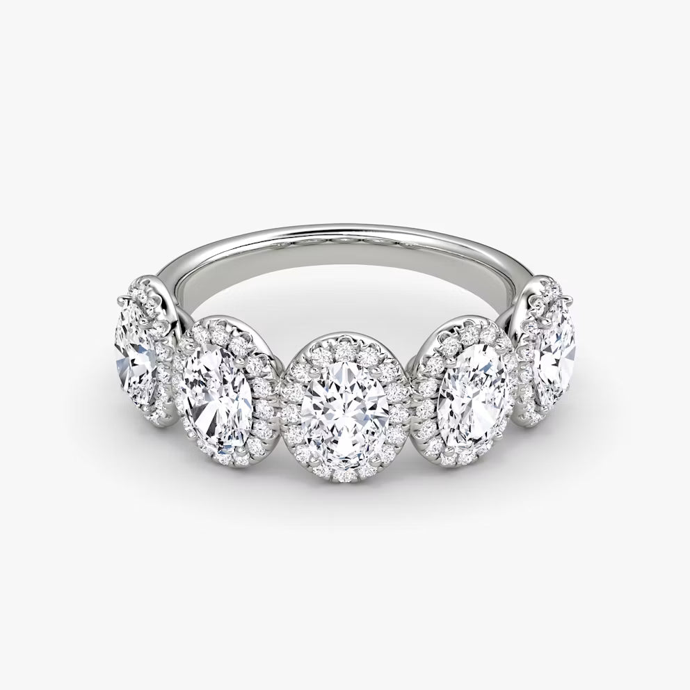 2.50 Carat Oval Kesim Beştaş Halo Beyaz Altın Ön