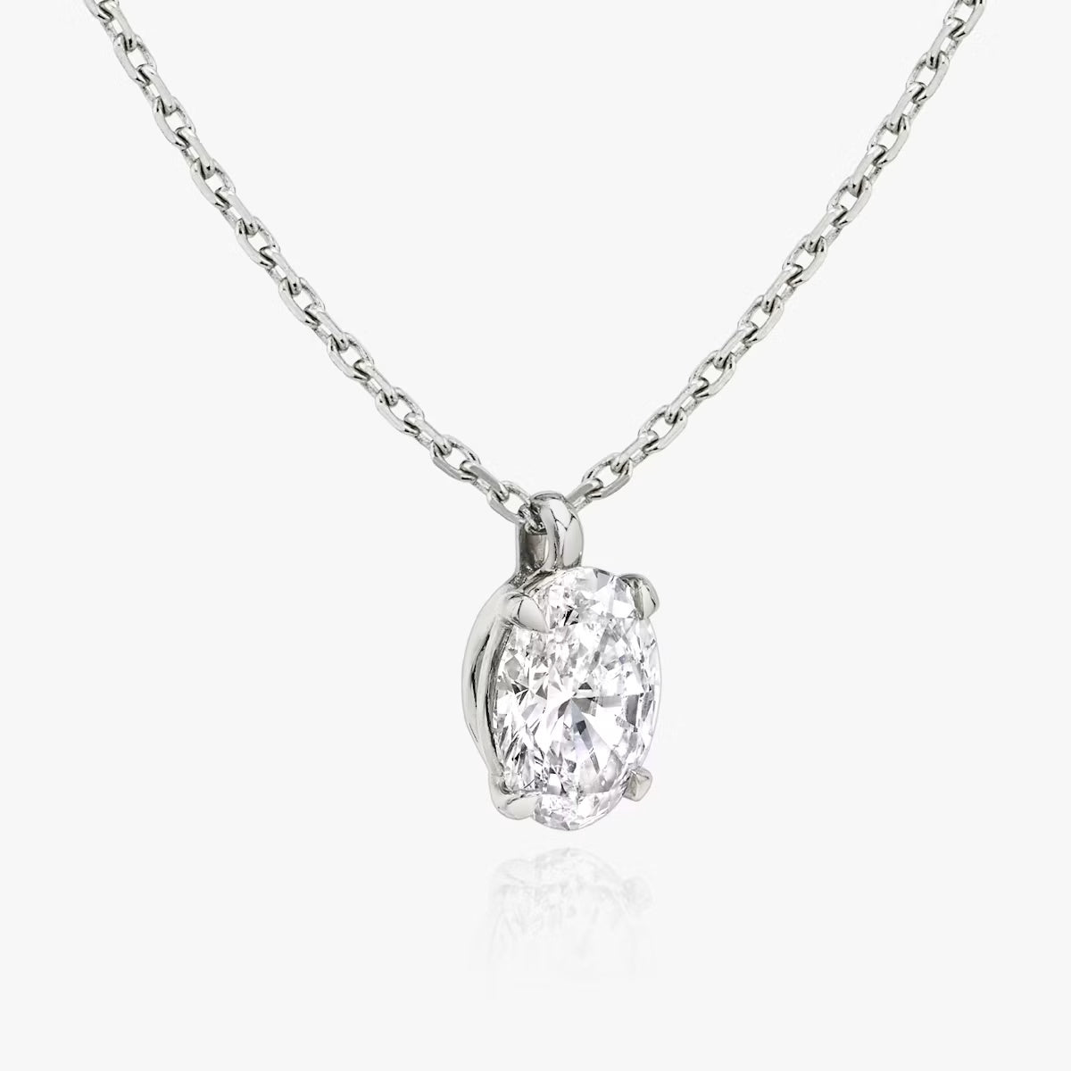 1 Carat Oval Tektaş Pırlanta Kolye yan görünüm