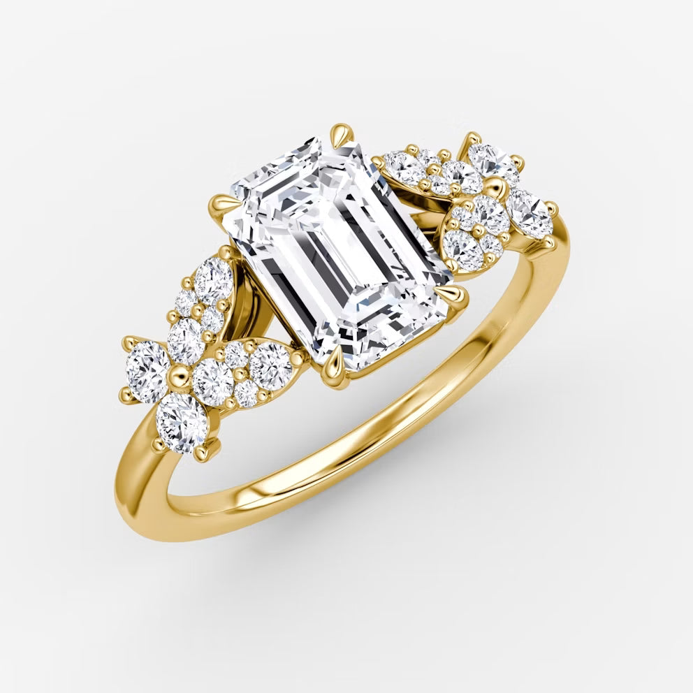 Emerald kesim çiçek yan taşlı tektaş yüzük sarı altın yan görünüm